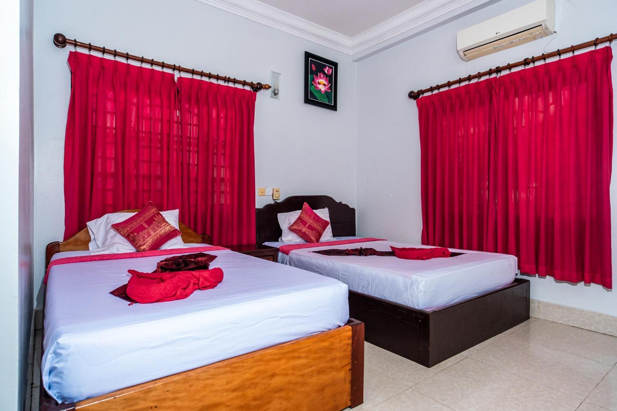 Golden Papaya Guest house *
